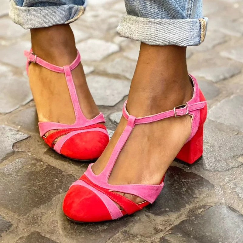 ZAPATO CON CINTURÓN EN T Y TACÓN ESTABLE