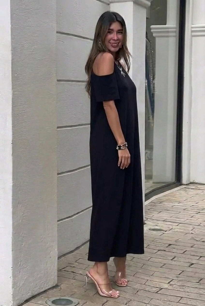 AuraBarcelona™ Elena | Vestido largo con hombros al descubierto y corte relajado