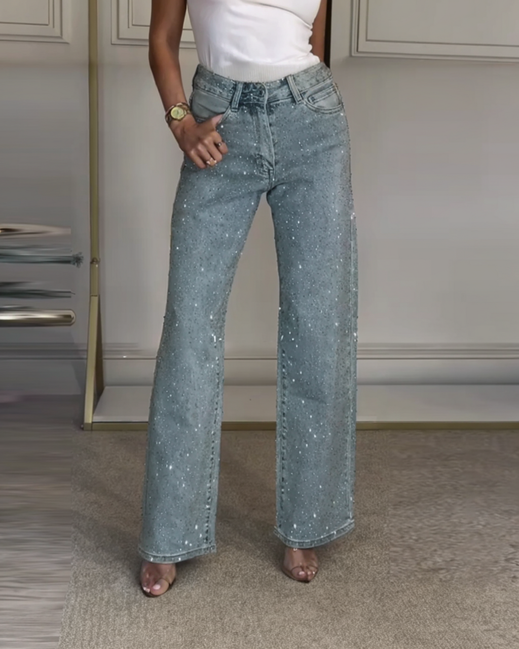 AuraBarcelona™ | VAQUEROS DE PIERNA RECTA CON STRASS