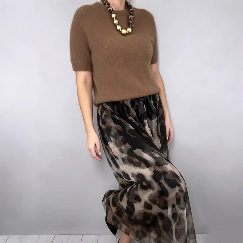 AuraBarcelona™ | CONJUNTO DE PUNTO Y FALDA FLUIDA