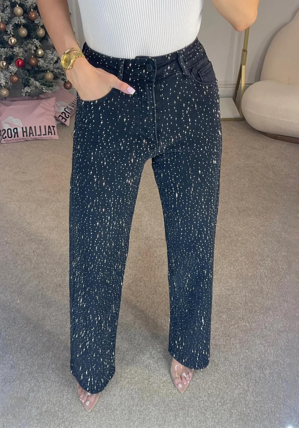 AuraBarcelona™ | VAQUEROS DE PIERNA RECTA CON STRASS