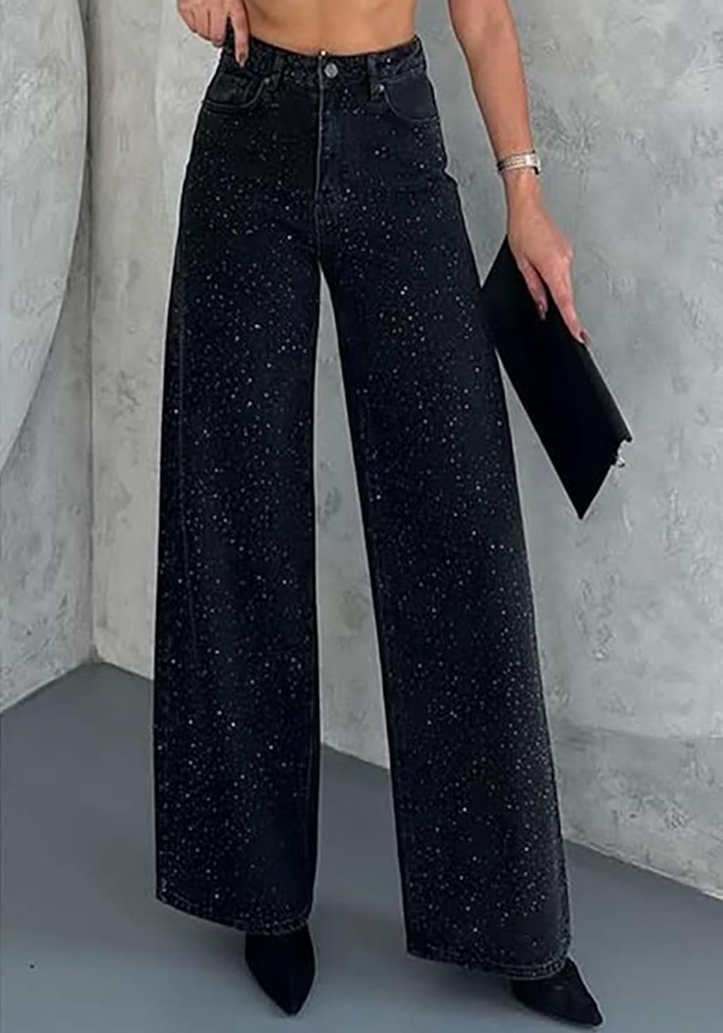 AuraBarcelona™ | VAQUEROS DE PIERNA RECTA CON STRASS